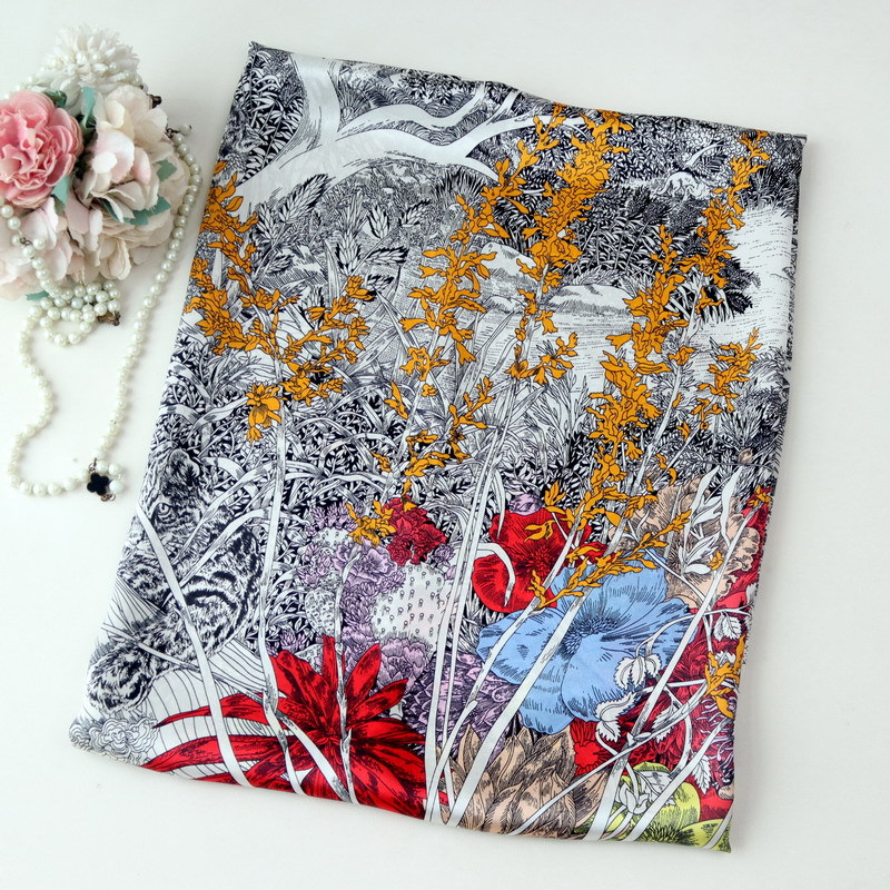 Travel Accessories Luxury - ผ้าพันคอไหม 110 ซม. ผ้าพันคอหรูหรา ขอบเย็บมือ ผ้าพันคอสี่เหลี่ยม