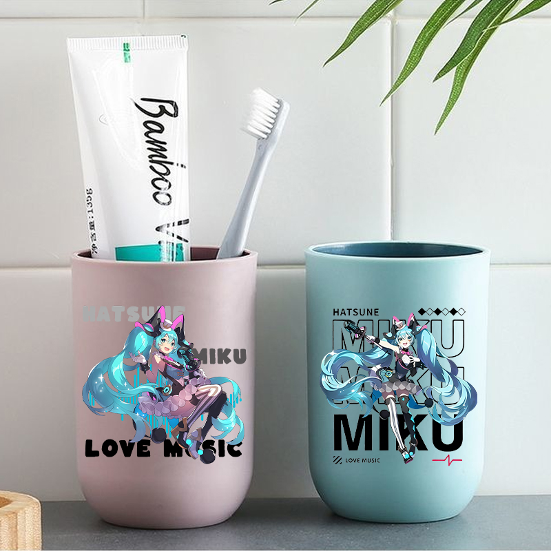 Travel Accessories Girly - แก้วแปรงสีฟันฮัตสึเนะ มิกุ น่ารักสำหรับสาวๆ นักร้องเสมือนจริง แก้วบ้วนปาก ของใช้ในห้องน้ำสำหรับผู้หญิง