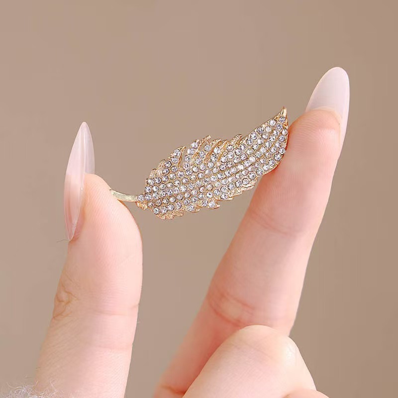 เข็มกลัดขนนกประดับเพชรเต็มตัวส - Travel Accessories Luxury บทวิจารณ์และราคา