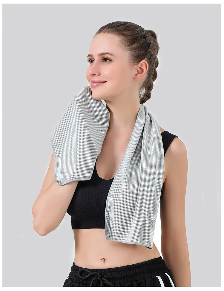 ผ้าขนหนูทำความเย็นพร้อมกระเป๋า - Travel Towel Quick Dry บทวิจารณ์และราคา
